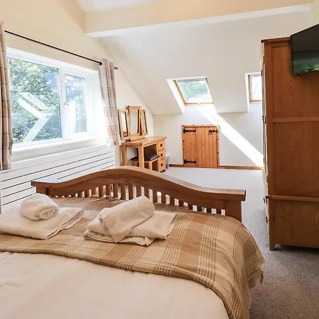 Ellerbeck Bridge * Kendal